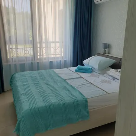 Alexander In Kavaci Beach, Апартаменты